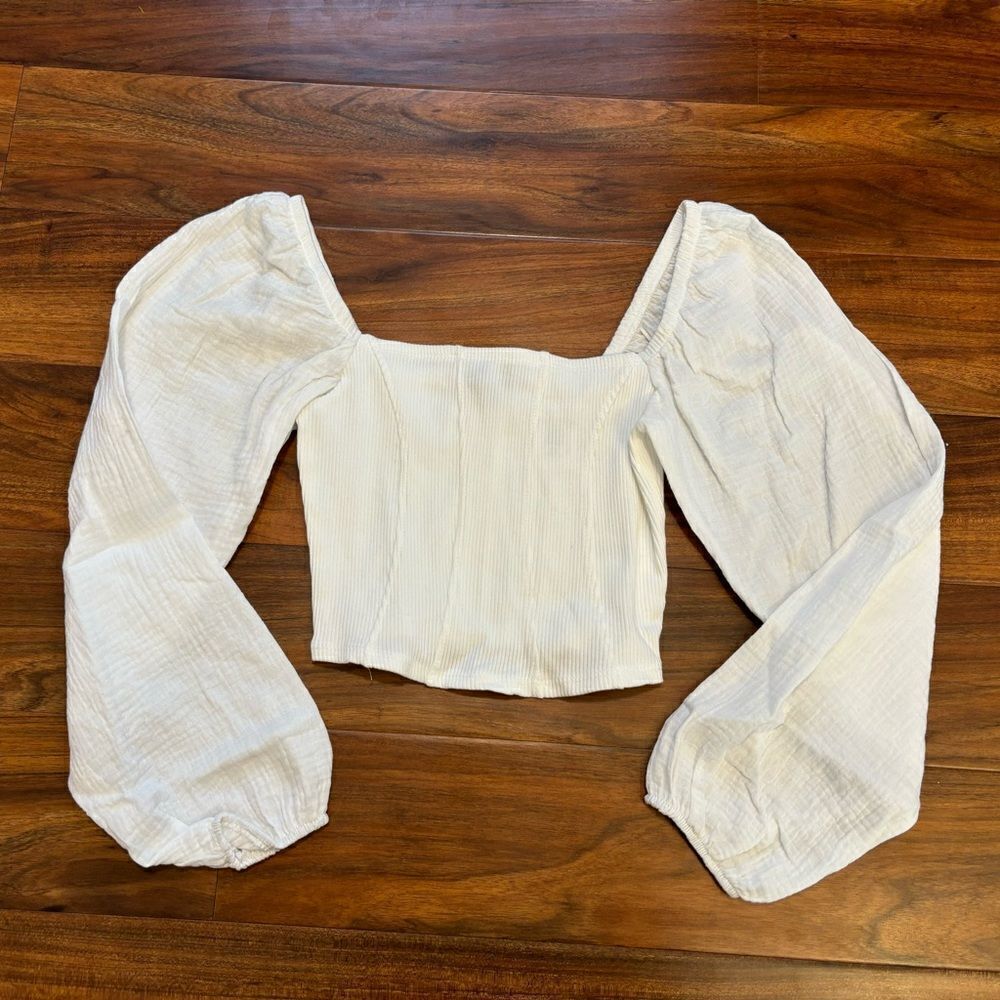 Lulus white crop long sleeve top NWT
